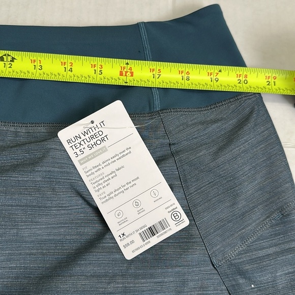 Athleta Run With It Textured 3.5” Running Gym Shorts Women’s Plus Size Teal NWT - Picture 9 of 12
